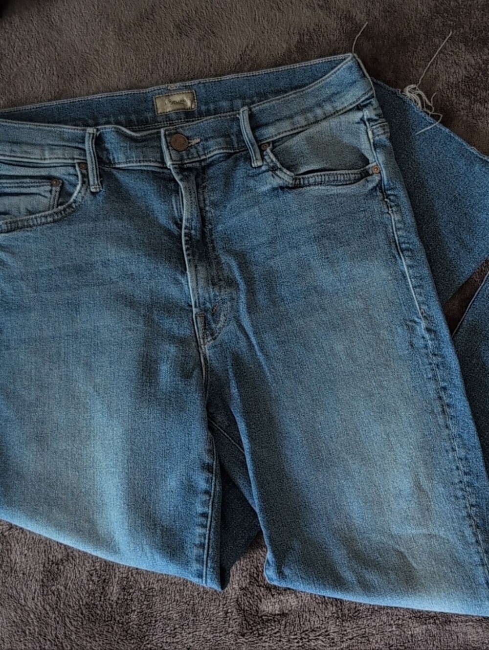 MOTHER Women's Insider Crop Step Fray